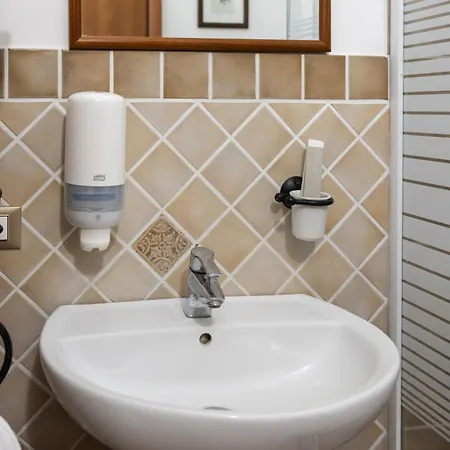 Casa Lollobrigida 4*