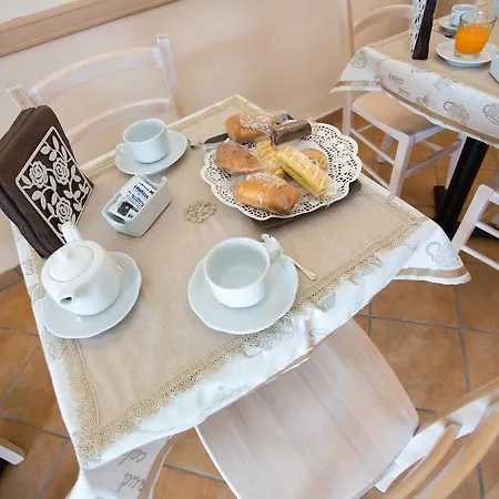 Casa Lollobrigida Bed & Breakfast