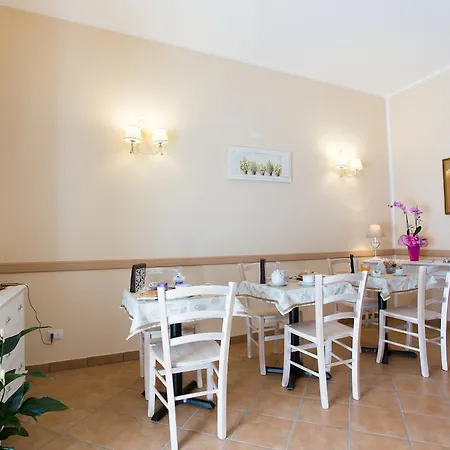 Casa Lollobrigida Nocleg ze śniadaniem Ciampino