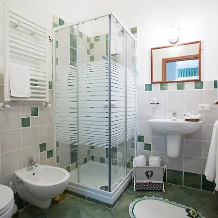Casa Lollobrigida 4*