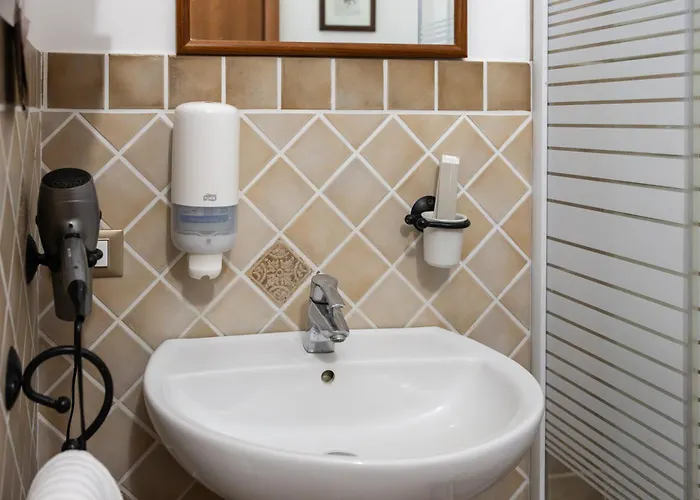 Casa Lollobrigida 4*